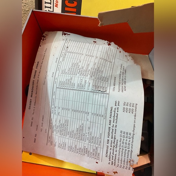 Vintage Gilbert Microscope and Lab Set with Vintage Metal Box - Picture 8 of 8